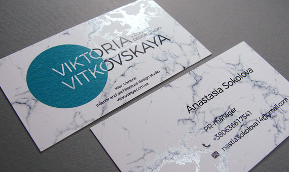 Визитки студии дизайна интерьера «Viktoria Vitkovskaya» business card photo